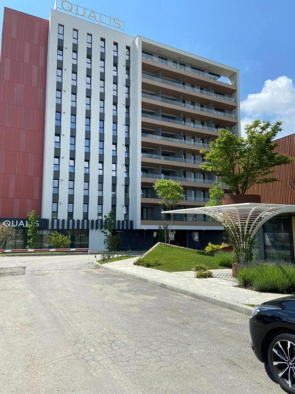 4Qualis Apartment Brasov Ngoại thất bức ảnh