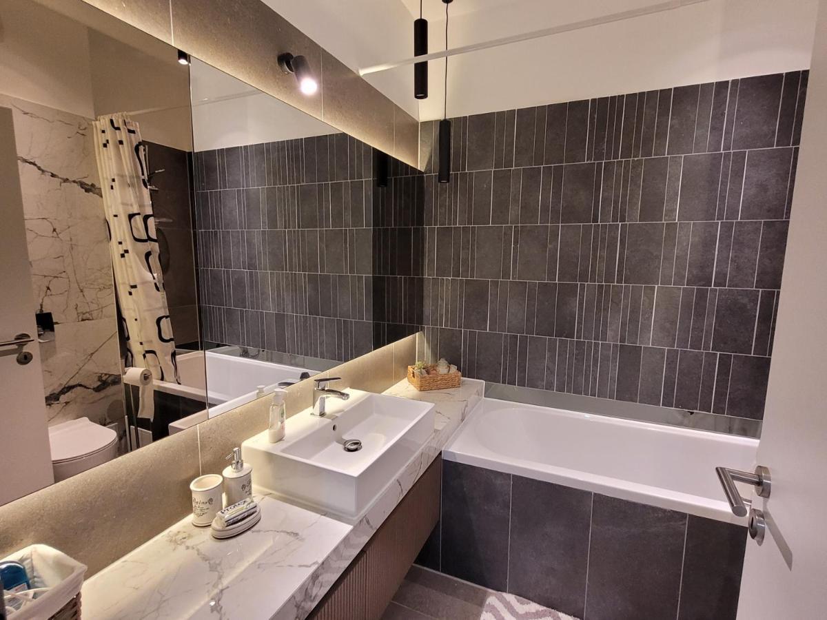 4Qualis Apartment Brasov Ngoại thất bức ảnh