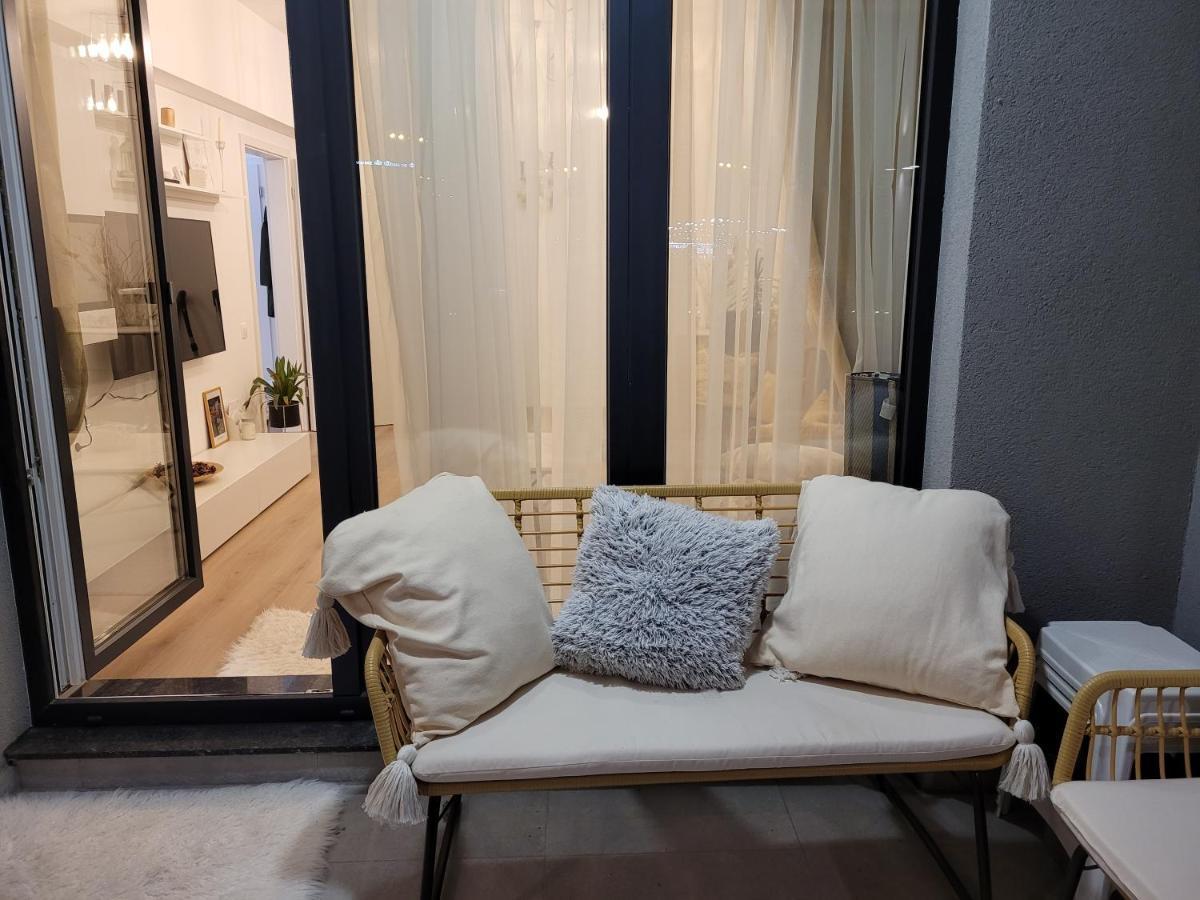 4Qualis Apartment Brasov Ngoại thất bức ảnh