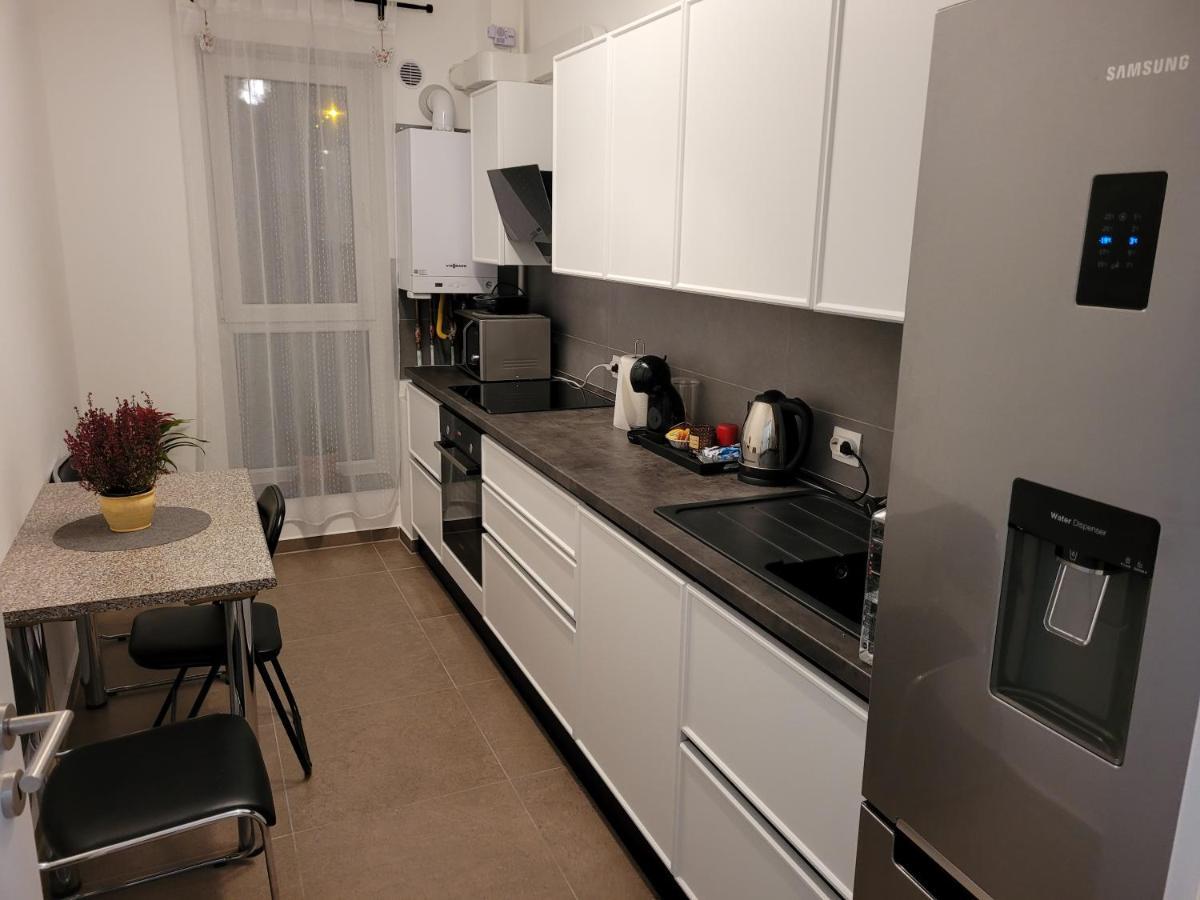 4Qualis Apartment Brasov Ngoại thất bức ảnh
